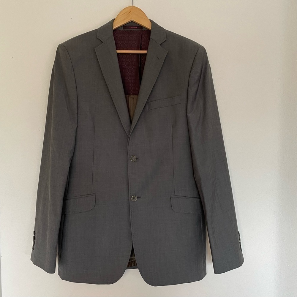 Ted Baker Endurance Men's Size 40L gray two buttons Jacket with flaws